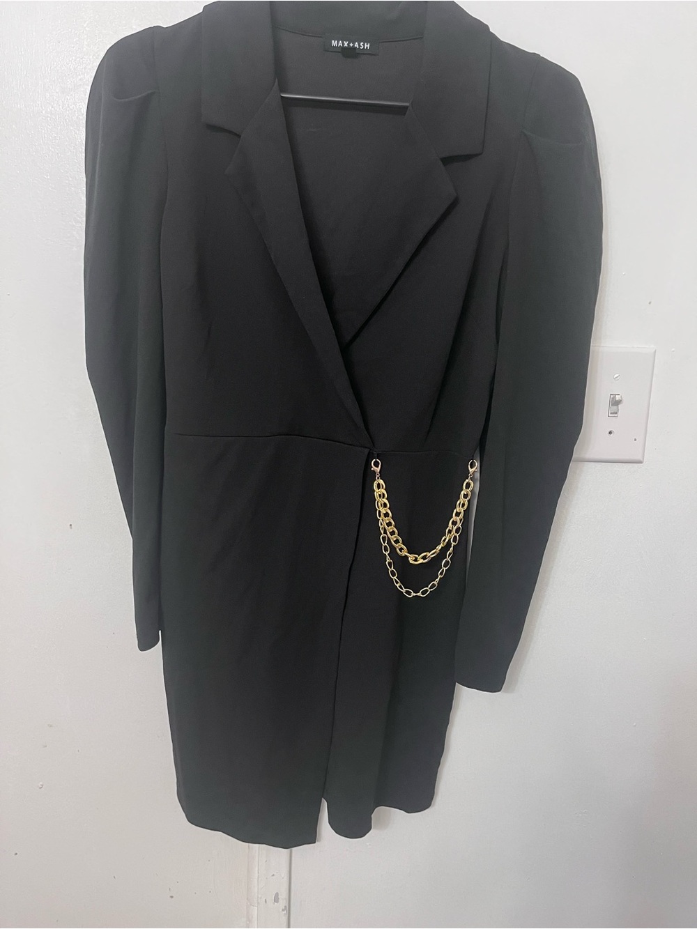 MAX+ASH Black Blazer Romper Jumpsuit Puff Sleeve Gold Side Chain Size M NWOT